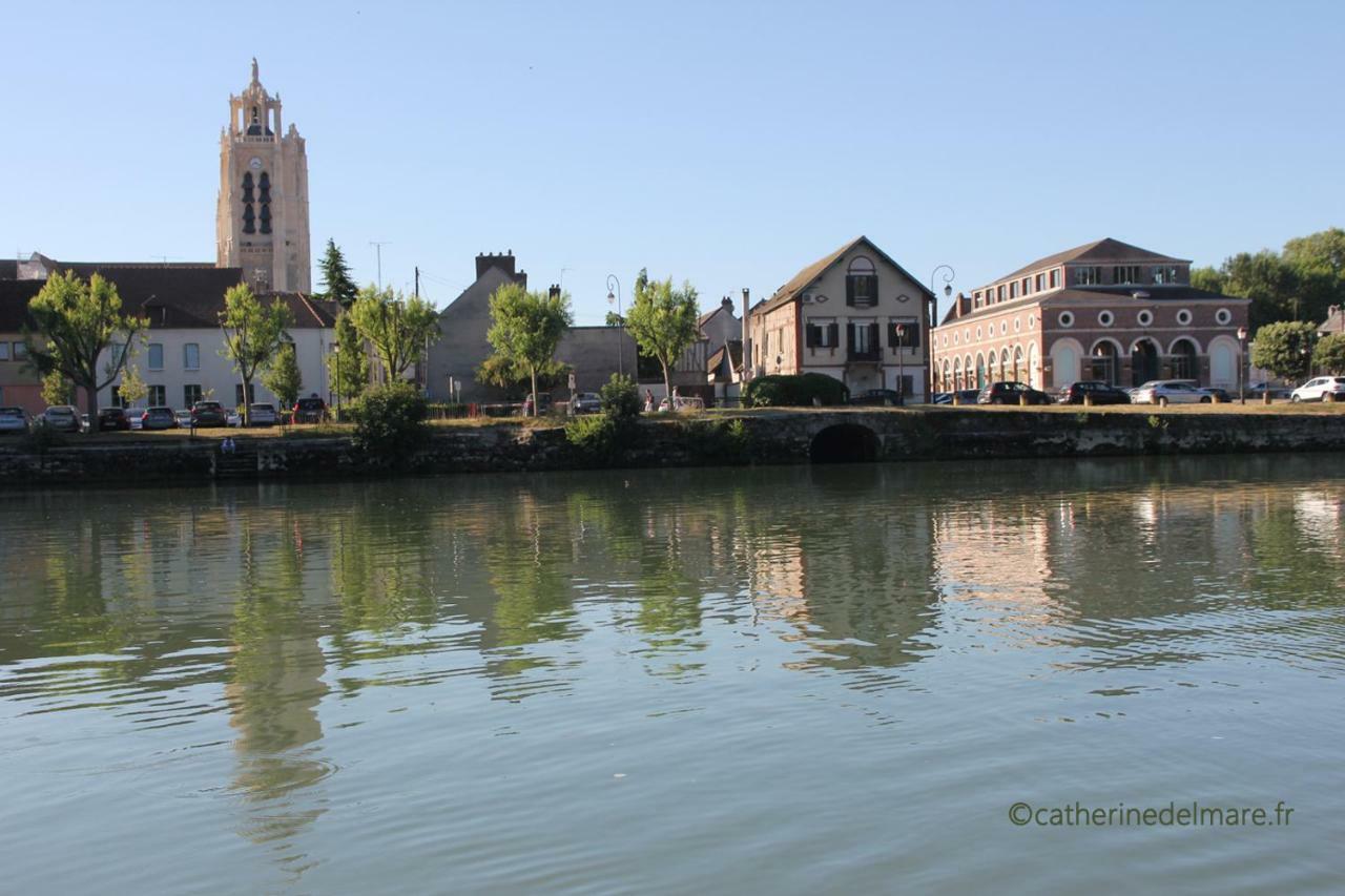 Le Relais De L'Endormie Hotel Nogent-sur-Seine Eksteriør billede
